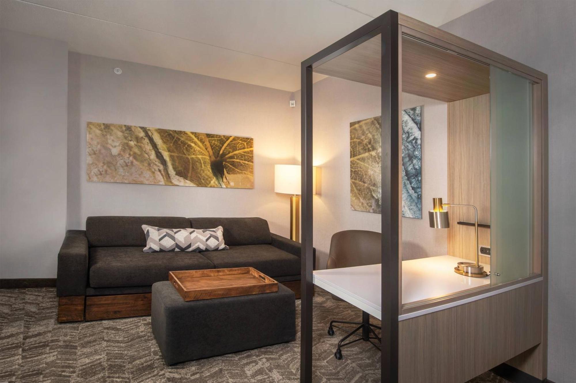 Springhill Suites By Marriott Frederick Exterior photo